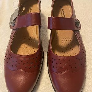 Brand New Super Comfort Shoes By Cushion Walk - Heel Height 2 Inches - Box 59